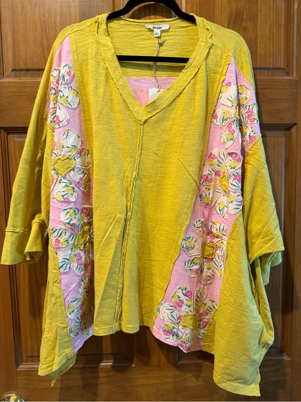 NWT! Blue Velvet boho flower Yellow patchwork V-Neck Tunic